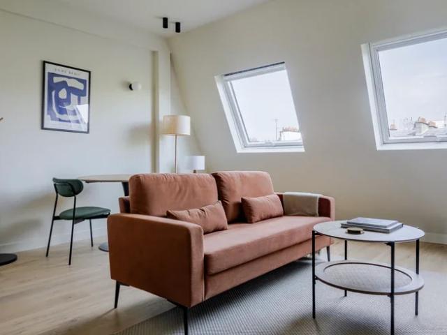 Location House Place Lino Ventura, Paris