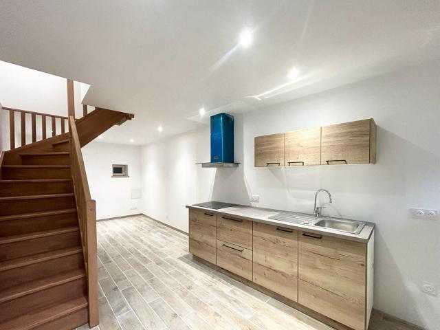 Location House Place Saint Victor, Mouzon