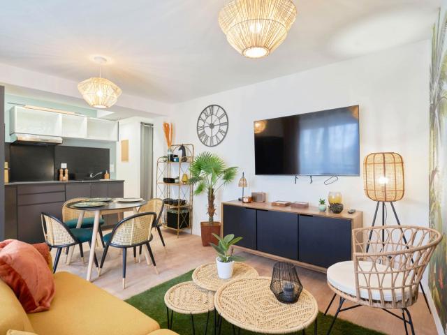 Location House Place Sainte Claire, Reims