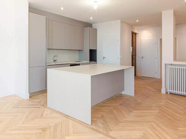 Location House Promenade des Anglais, Nice