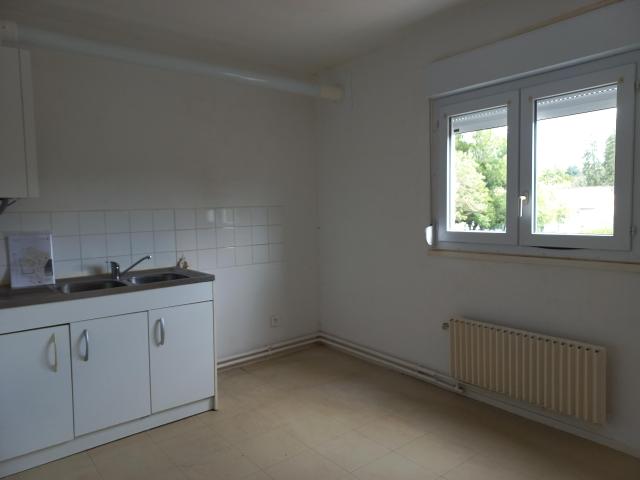 Location House Résidence Charles Cassiat, Entrains sur Nohain