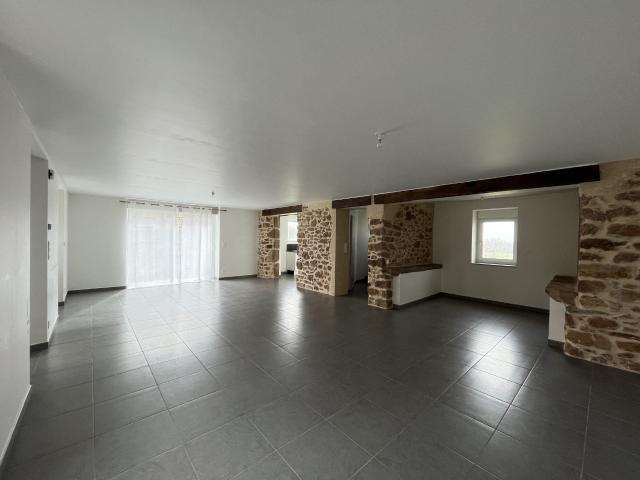 Location House Route Basse, Rignac