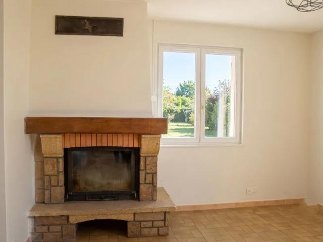 Location House Route de Chatillon, Santranges