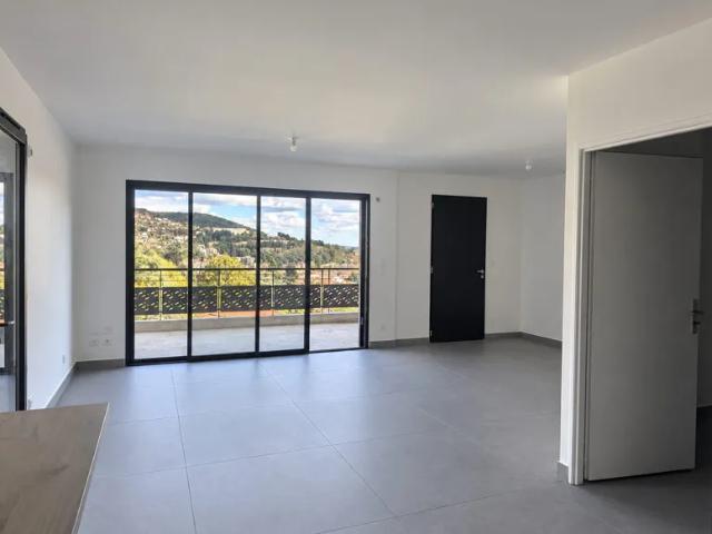 Location House Route de Feurs, Tarare