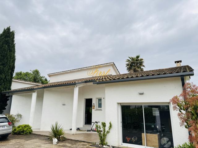 Location House Route de Fontmarie, Castries