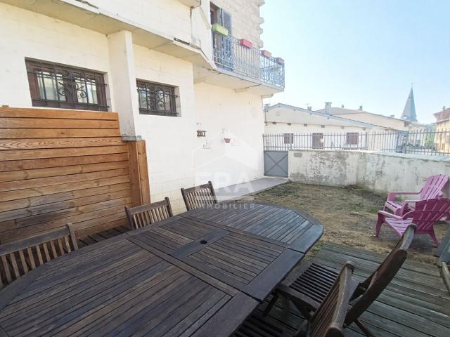Location House Route de Neuville, Neuville sur Ain