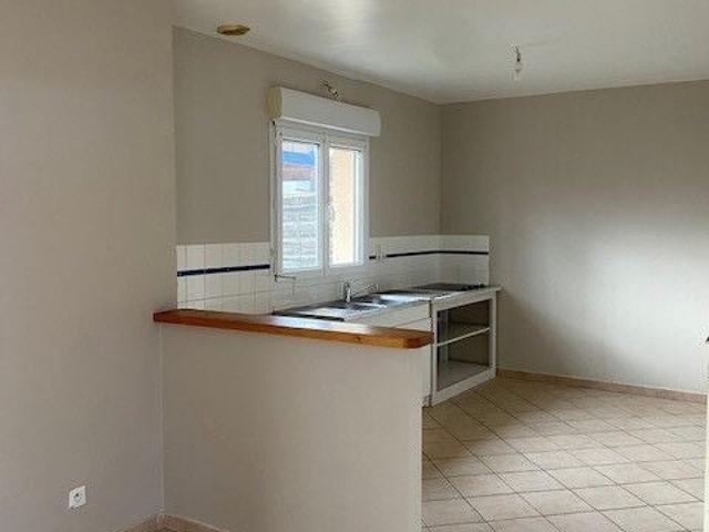 Location House Route de Rouville, Combreux