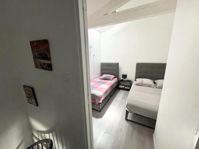 Location House Route de Saint Chamas, Grans