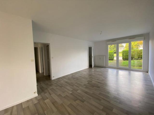 Location House Rue Chabrier, Bellevue