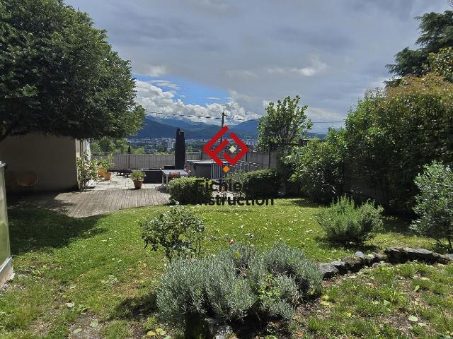 Location House Rue Charreton, Grenoble