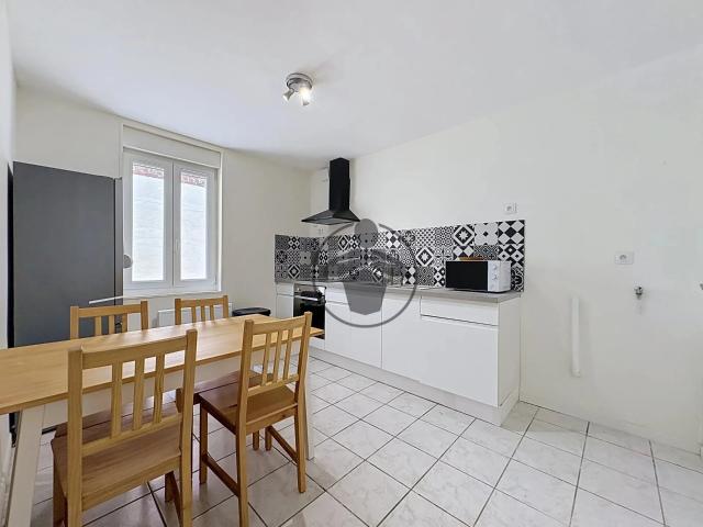 Location House Rue Cyrille, Boué