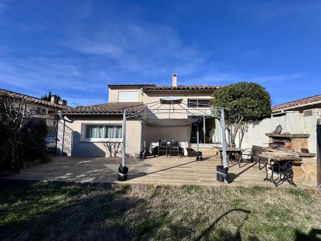 Location House Rue Antoine Joseph Benedittini, Nîmes