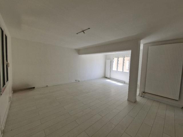 Location House Rue Abraham, Sézanne
