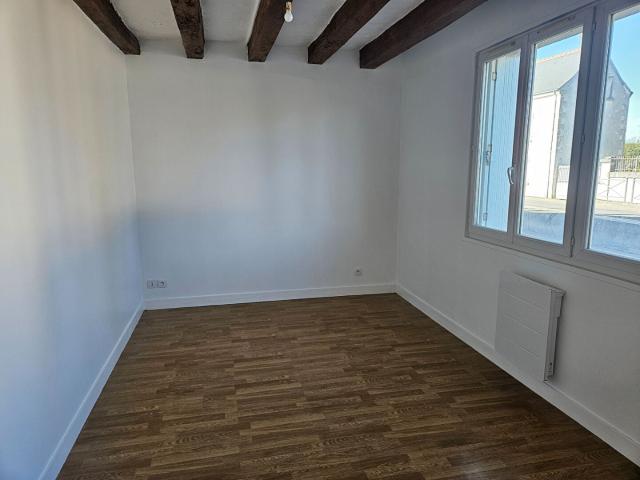Location House Rue Alfred de Vigny, Ciran