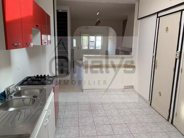 Location House Rue Arthur Lamendin, Isbergues