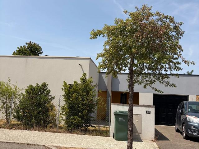 Location House Rue Arthur Rimbaud, Troyes