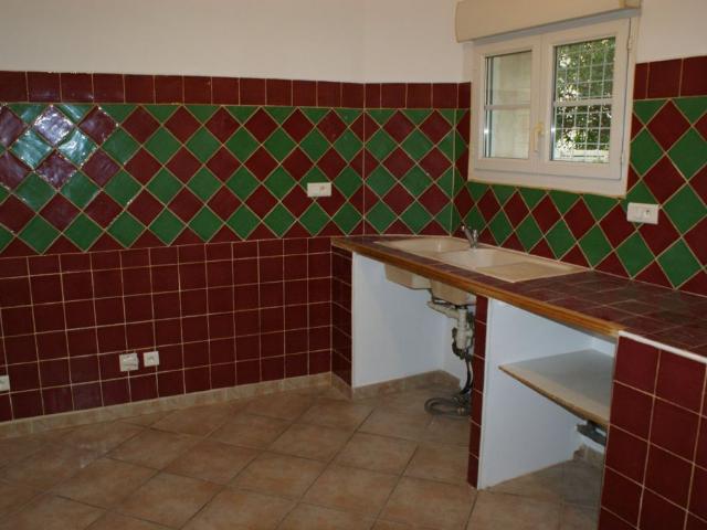 Location House Rue Bouverie, Montélimar