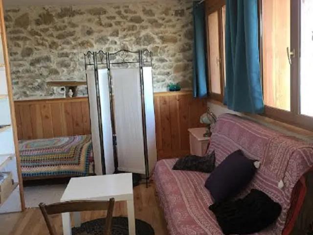 Location House Rue de la Mairie, Rouède