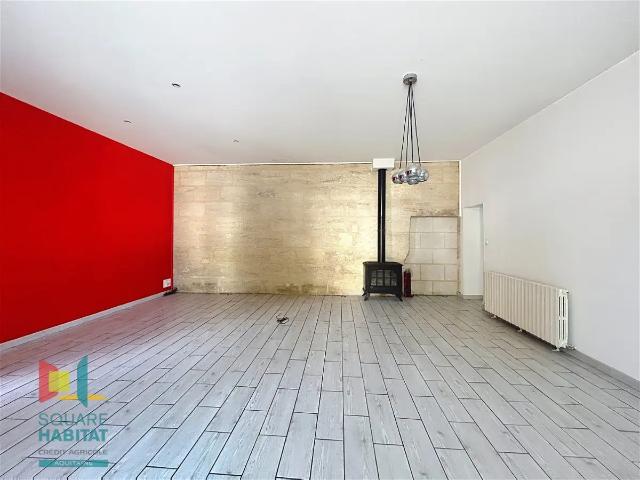 Location House Rue de la République, Preignac