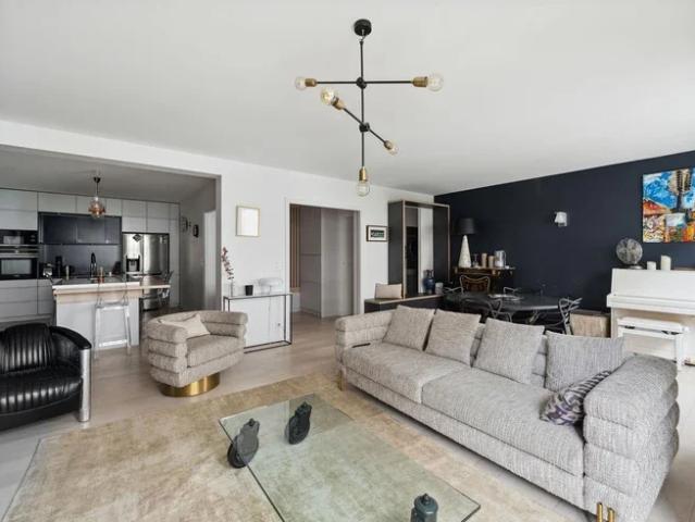Location House Rue de l'Assomption, Paris