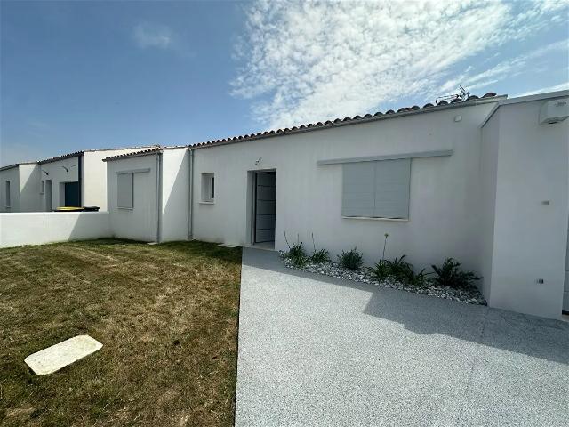 Location House Rue de l'Estran, Charron