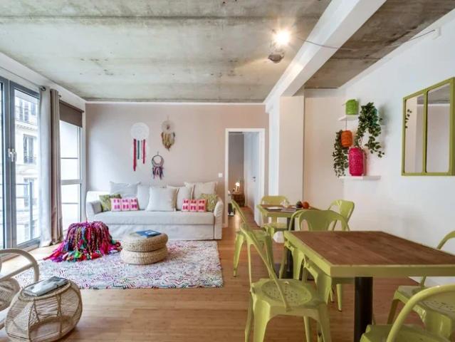 Location House Rue de Milan, Paris