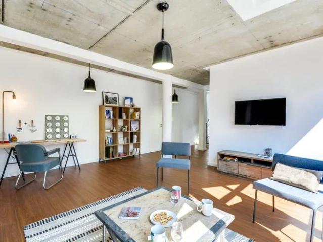 Location House Rue de Milan, Paris