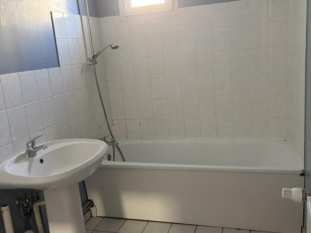 Location House Rue des Bleuets, Avord