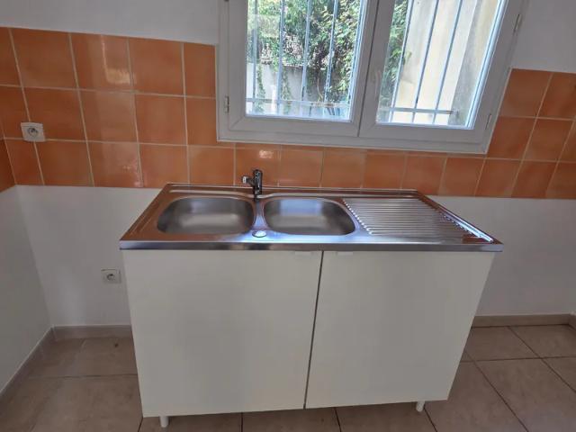 Location House Rue des Cottages, Nîmes