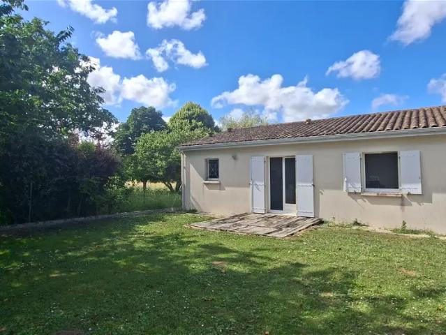 Location House Rue des Tilleuls, Écoyeux