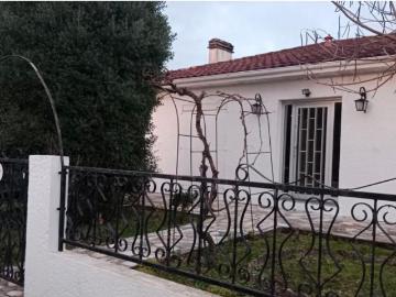 Location House Rue des Treilles, Libourne