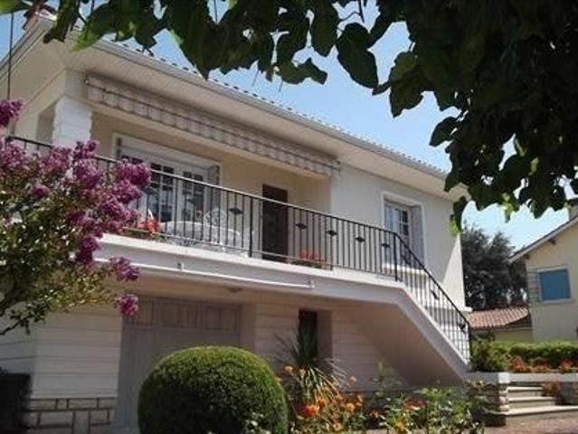 Location House Rue des Treilles, Libourne
