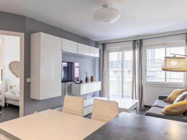 Location Appartement Rue du Commandant Vidal, Cannes