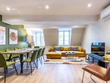 Location House Rue du Faubourg Saint Antoine, Paris