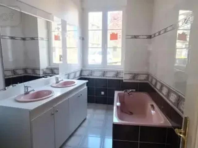 Location House Rue du Onze Novembre, Guichen