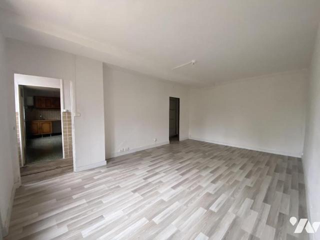 Location House Rue Duhamel Du Monceau, Bellegarde