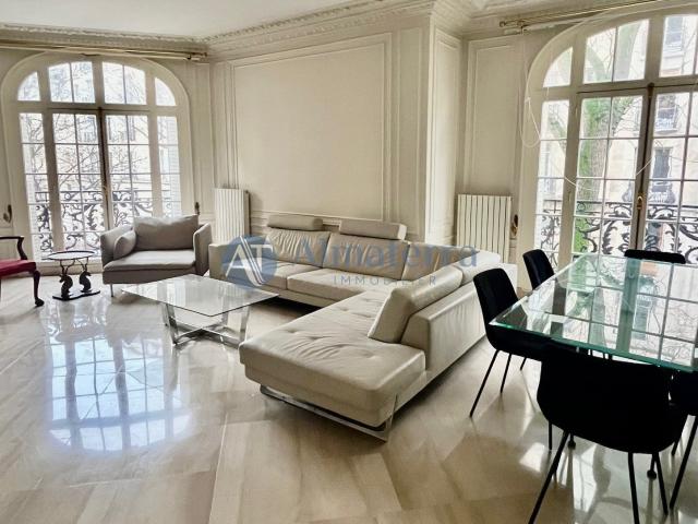 Location House Rue François Millet, Paris