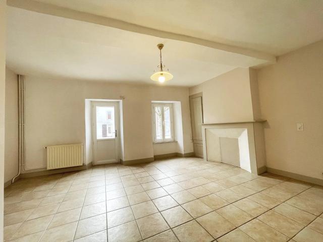 Location House Rue Jean Moulin, Le May sur Èvre