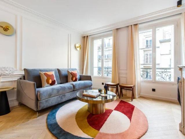 Location House Rue La Fayette, Paris