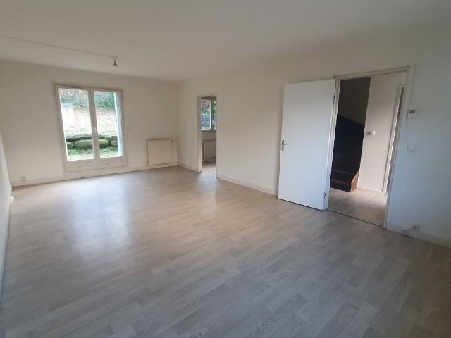 Location House Rue Momont la Vigne Forges, Forges Saint Bernard