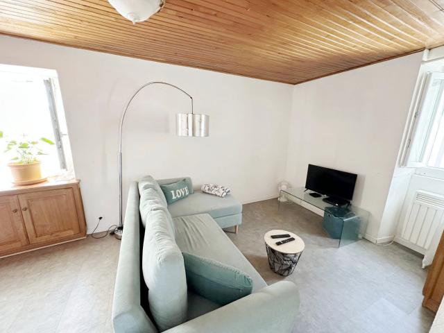 Location House Rue Monseigneur Casanova, Corte