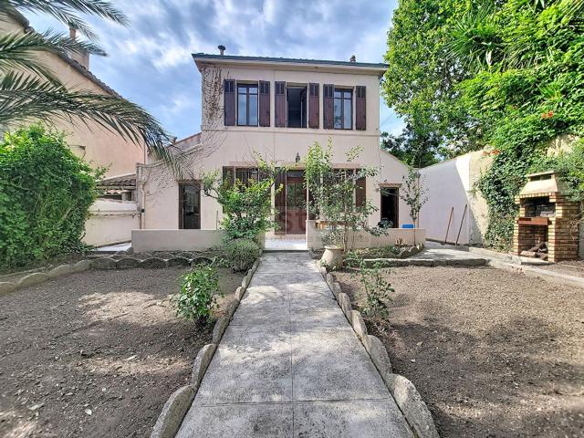 Location House Rue Montaigne, Marseille