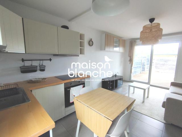 Location House Rue Montaigne, Carbon Blanc