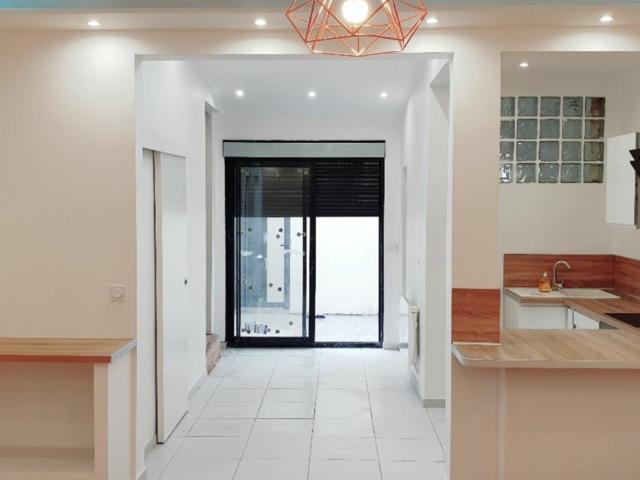 Location House Rue Marie Clémence Fouriaux, Reims