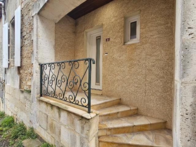 Location House Rue Nationale, Roullet Saint Estèphe