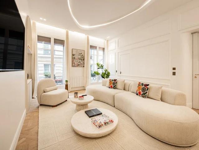 Location House Rue Saint Séverin, Paris