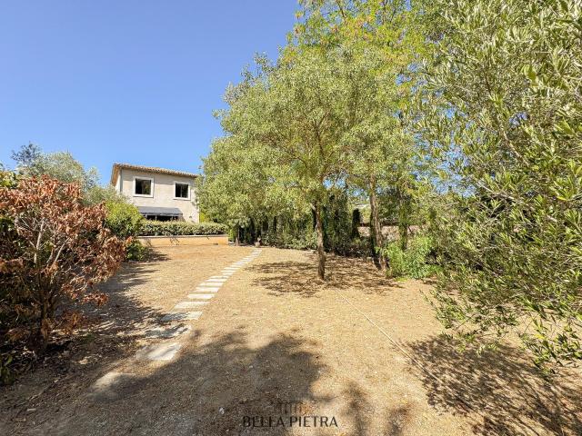 Location House Rue Saint Pierre de Trivisy, Montpellier
