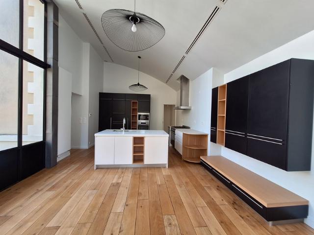 Location House Rue Porcon de la Barbinais, Rennes