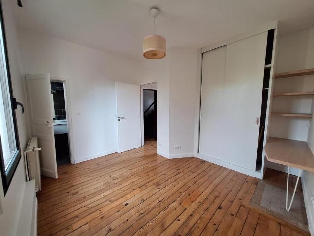 Location House Rue Porcon de la Barbinais, Rennes