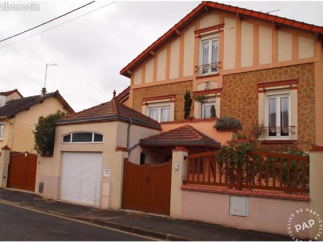 Location House Rue Pierre Brossolette, Combs la Ville